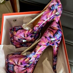 HOT Platform Heels